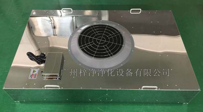 不銹鋼FFU廣泛應用于電子、醫(yī)藥、生物工程、食品、化妝品等行業(yè)，如半導體生產線、藥品生產車間、實驗室、手術室等，為各類潔凈室提供穩(wěn)定的空氣潔凈度保障。